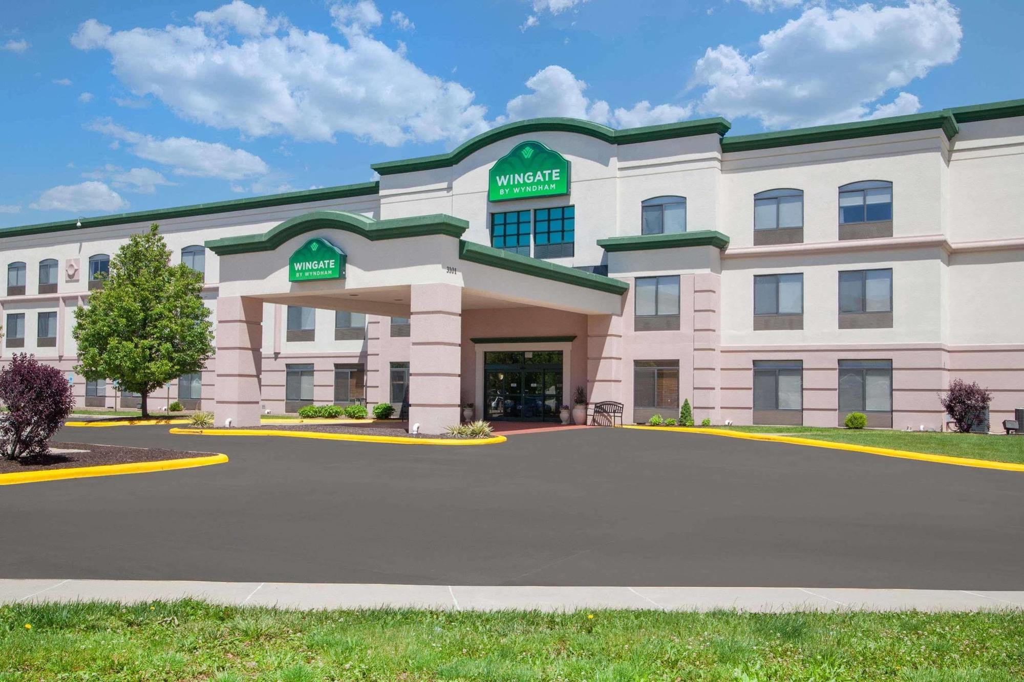 Wingate By Wyndham Columbia Hotel Exterior photo
